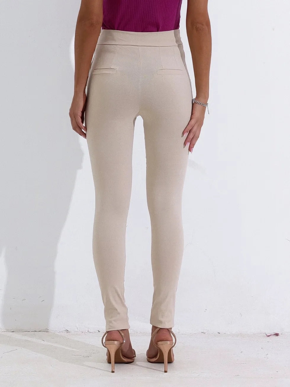 Calça Skinny Montaria Cintura Média