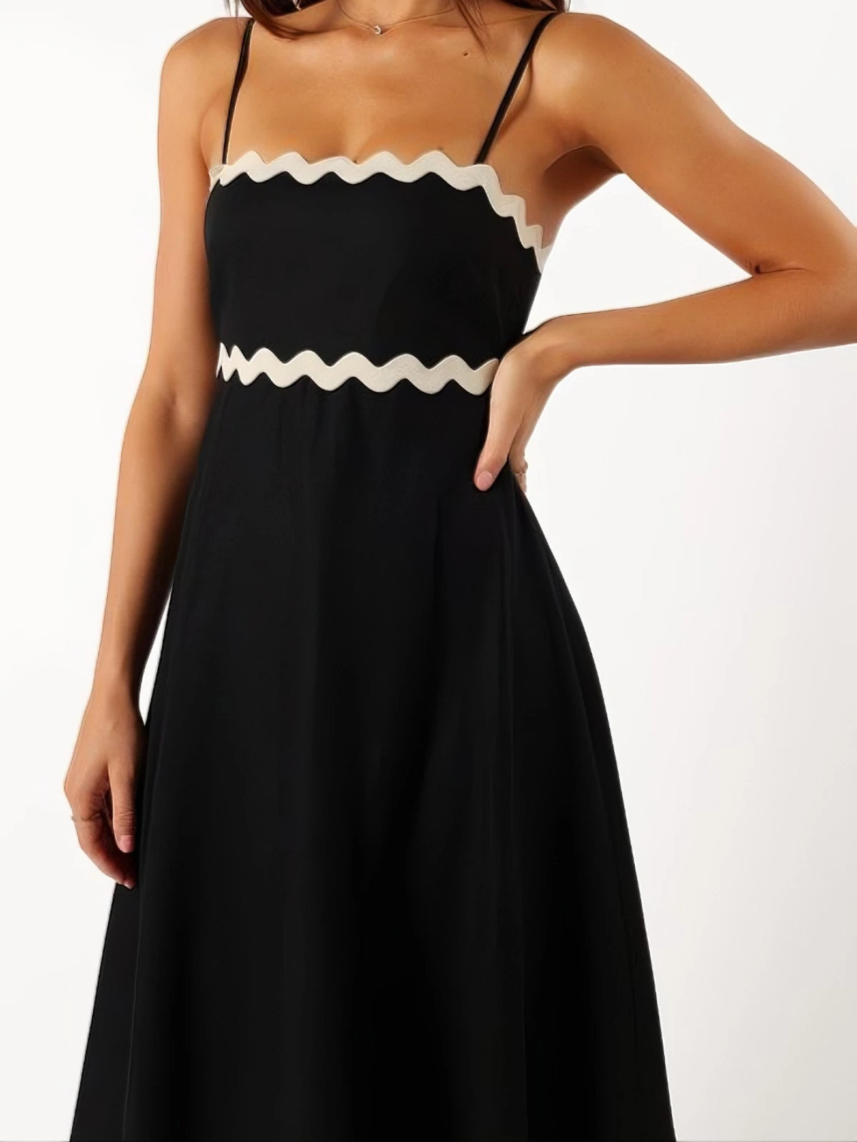 Vestido Midi Listrado Elegante